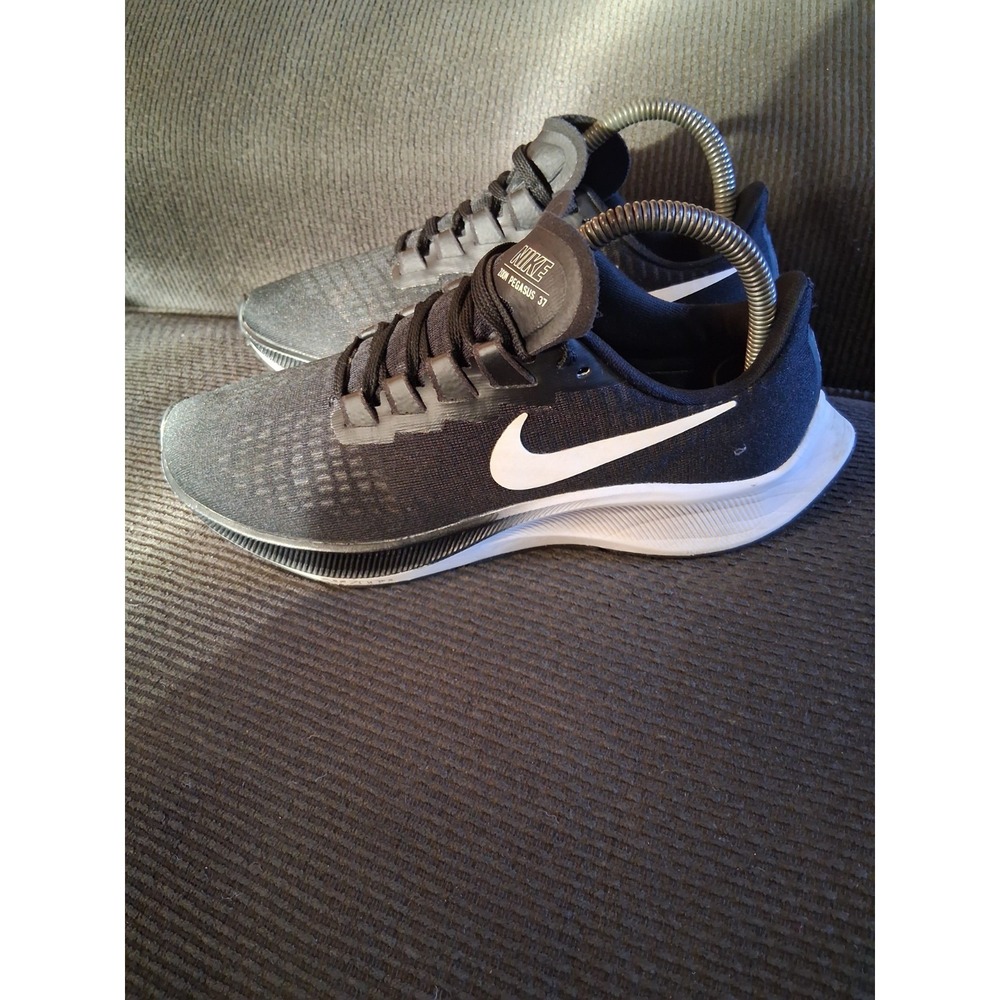 Nike‎ Women's Air Zoom Pegasus 37 Black White Running Shoes BQ9647-002 Size 7.5